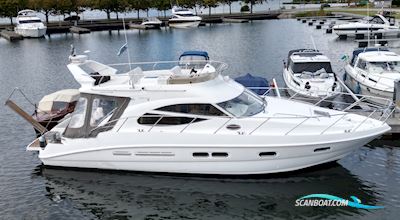 Sealine F42/5 Motorboat 2009, with Volvo Penta engine, Sweden
