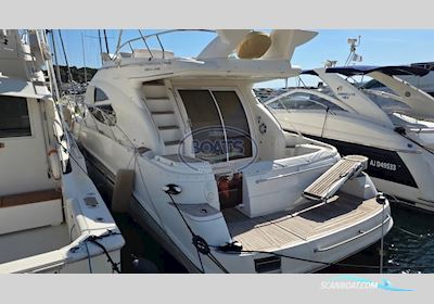 Sealine F42.5 Motorboat 2005, with Volvo engine, France