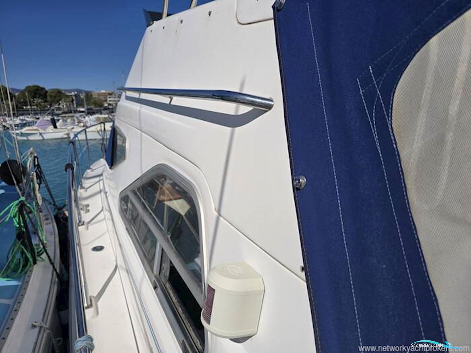 Sealine International 320 Statesman