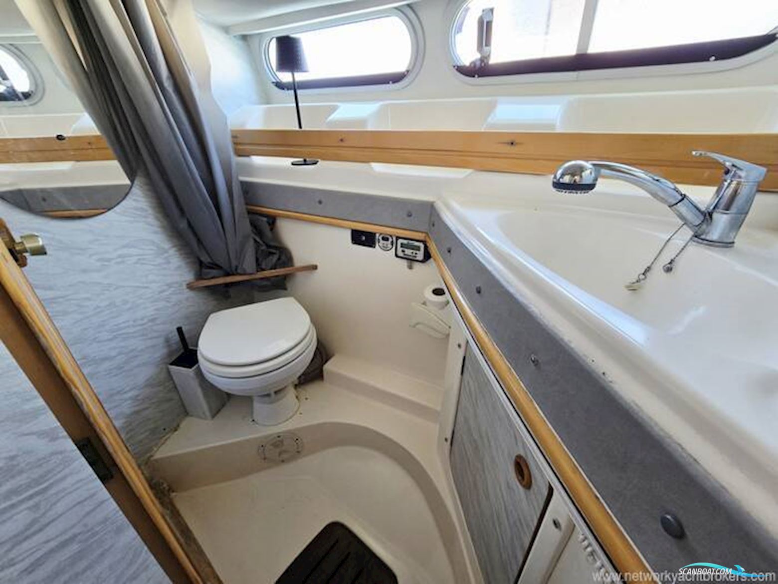 Sealine International 320 Statesman