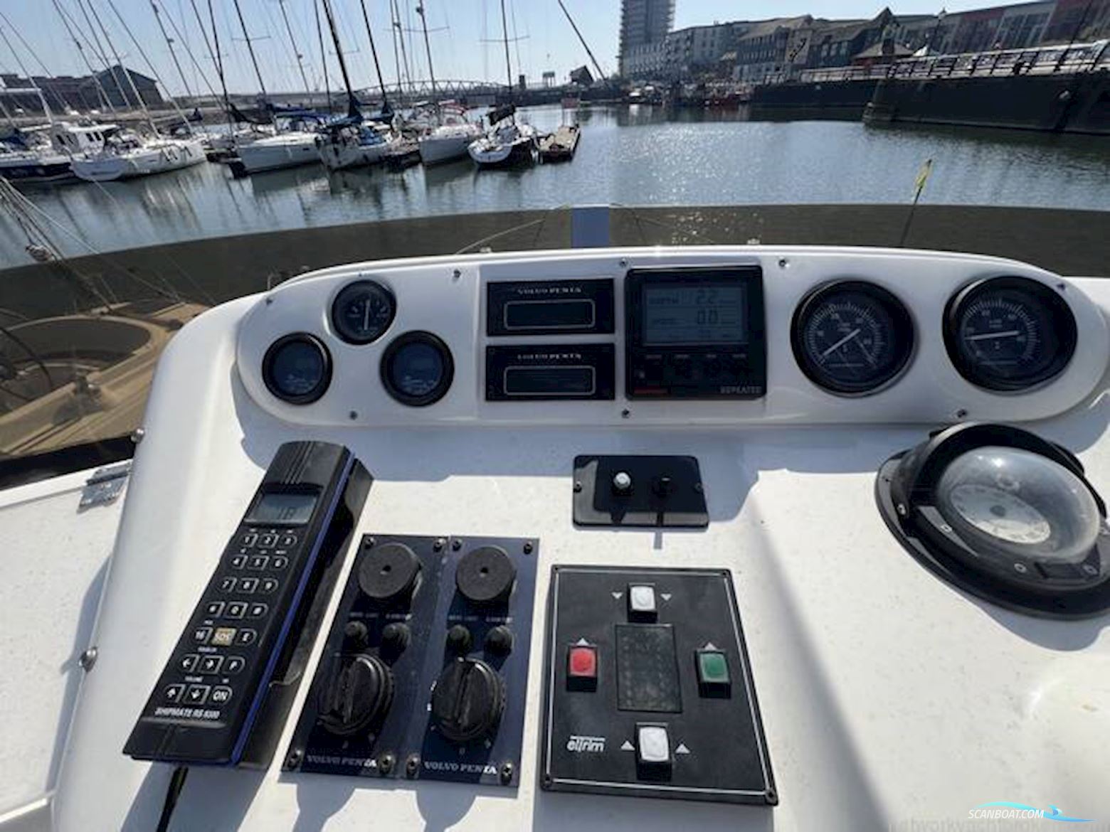 Sealine International 330 Statesman