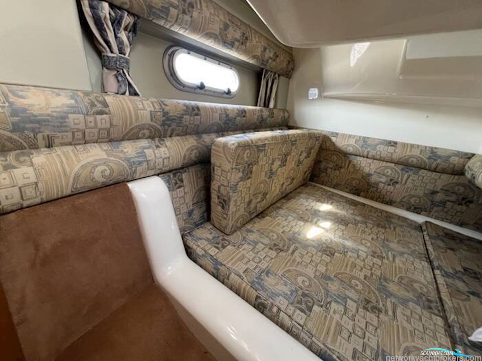 Sealine International 330 Statesman