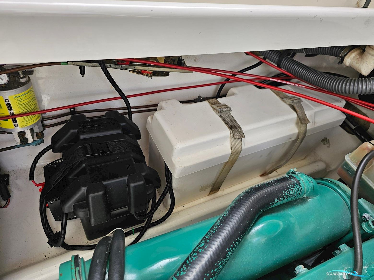 Sealine International F33