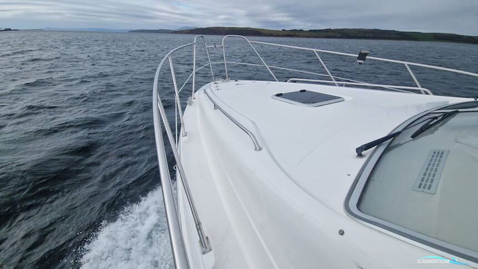 Sealine International F33