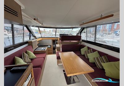 Sealine International F42 Motorboat 2011, with Volvo Penta engine, United Kingdom