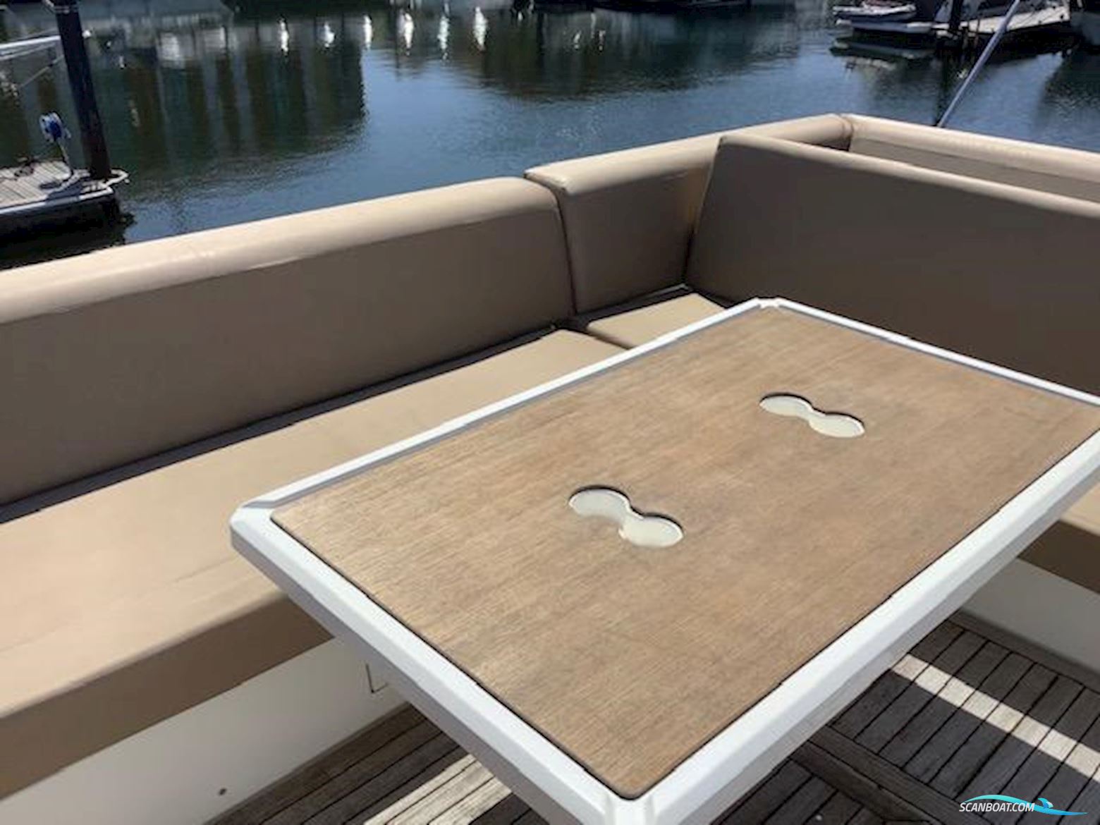 Sealine International F42