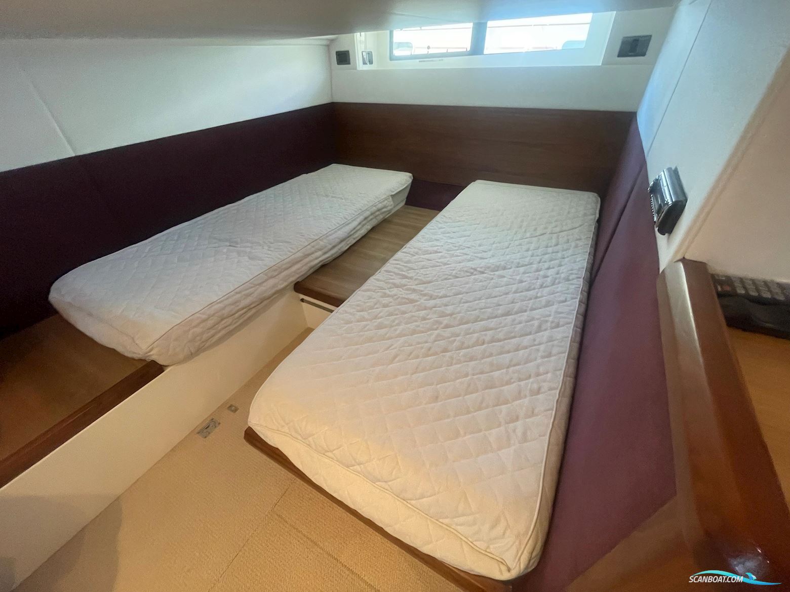 Sealine International F42