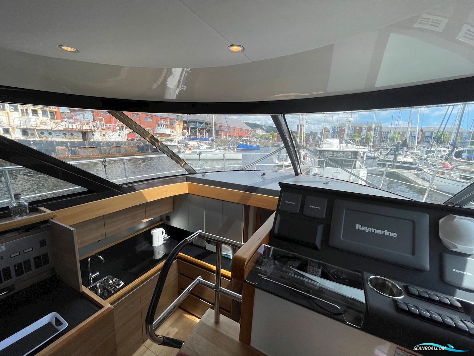 Sealine International F42