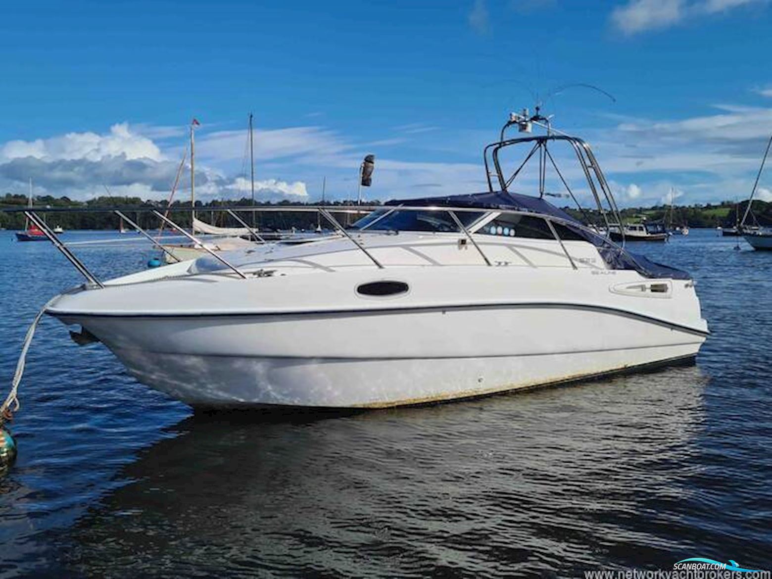 Sealine International S23 Sports Cruiser
