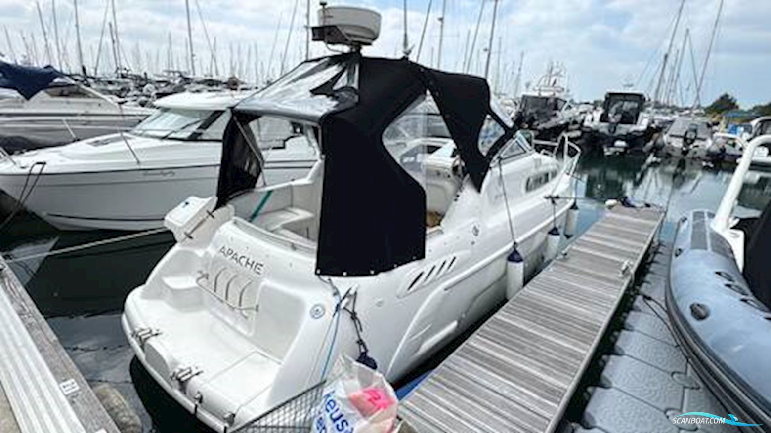 Sealine International S24