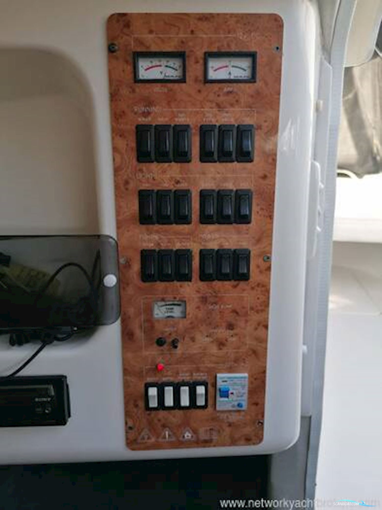 Sealine International S24