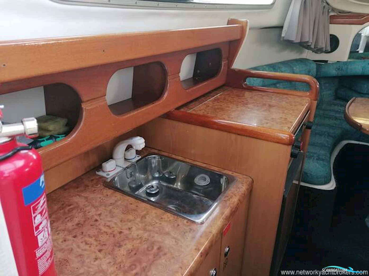 Sealine International S24