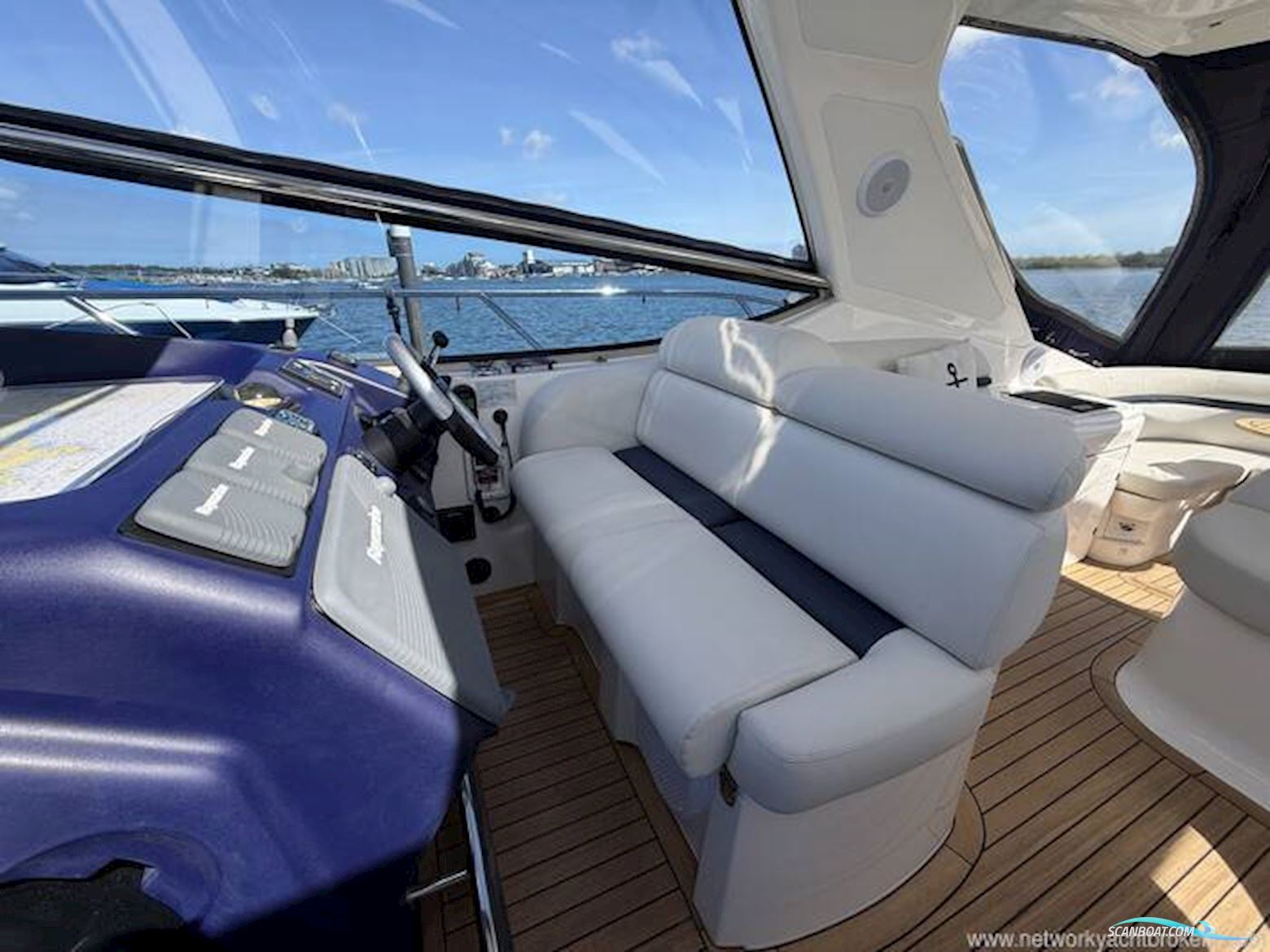 Sealine International S42