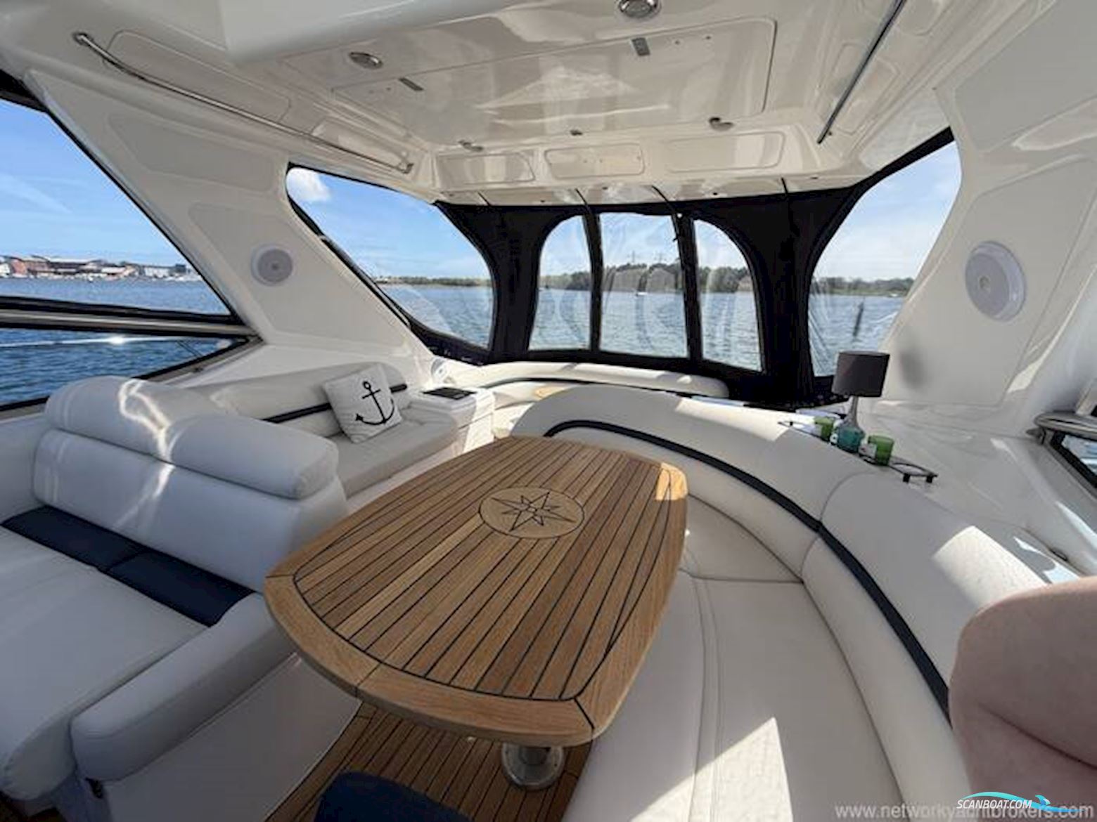 Sealine International S42