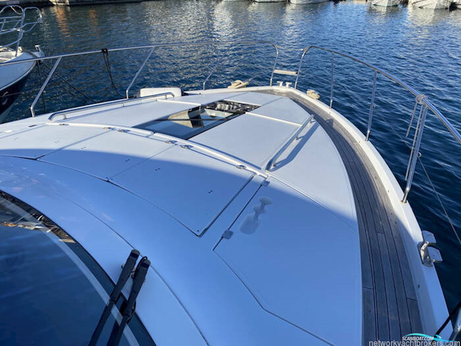 Sealine International S450