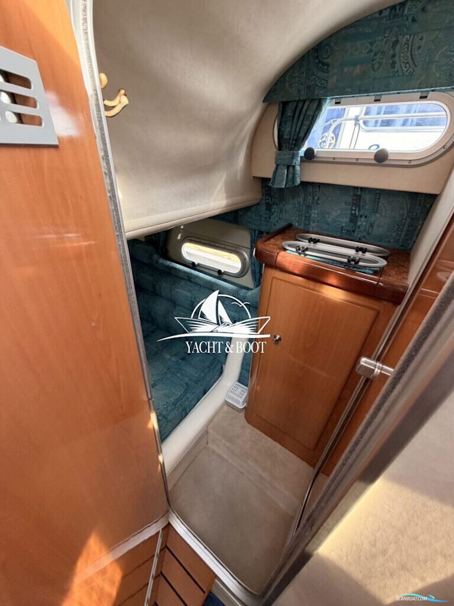 Sealine S28