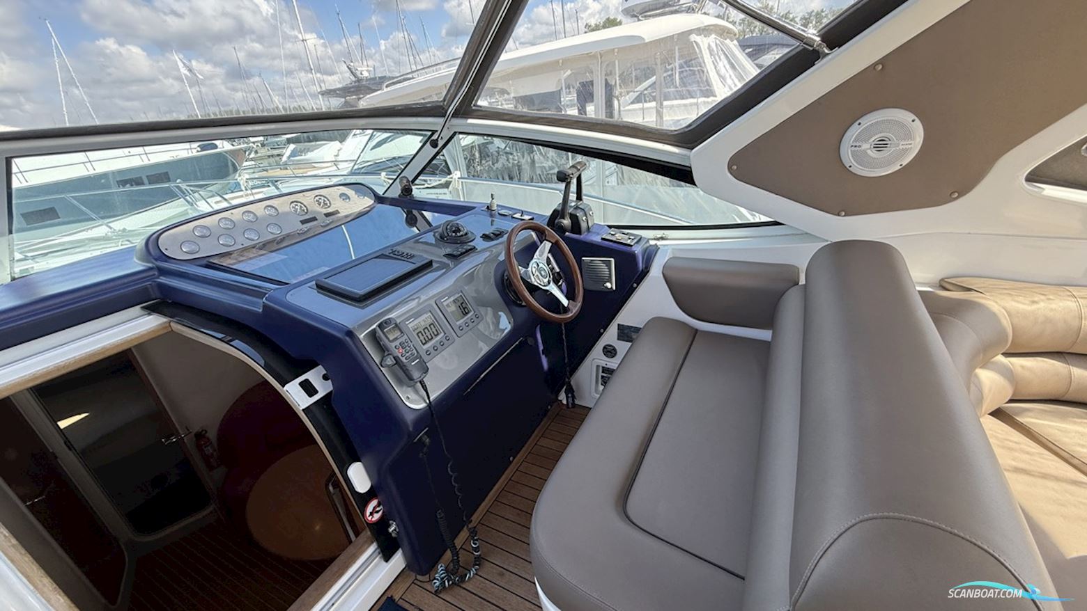 Sealine S34