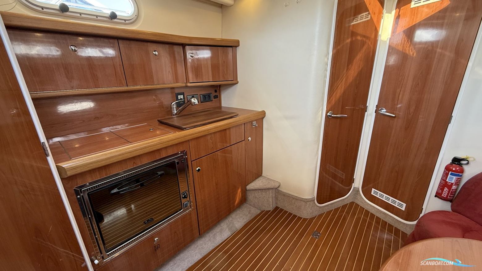 Sealine S34
