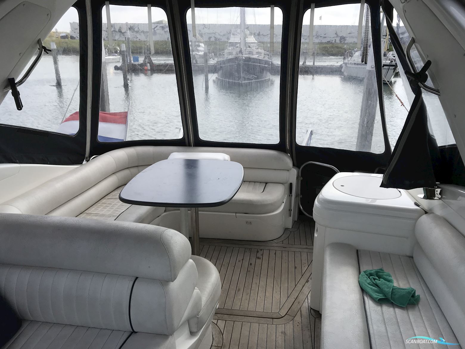 Sealine S34