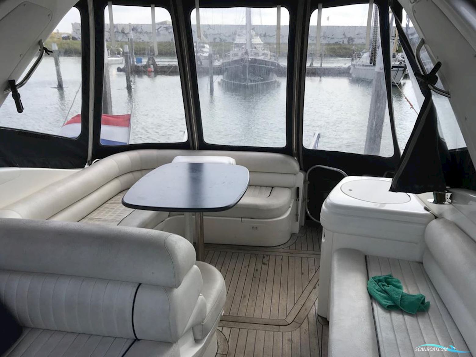 Sealine S34