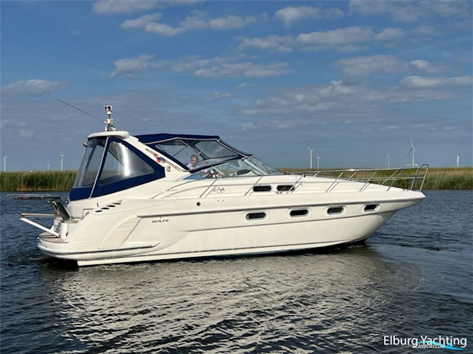 Sealine S37 