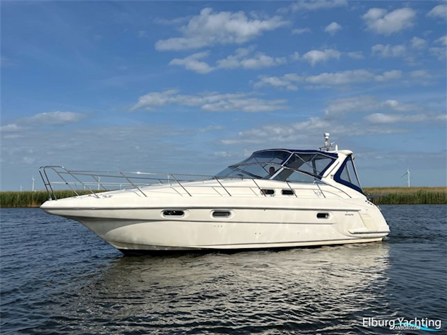 Sealine S37 