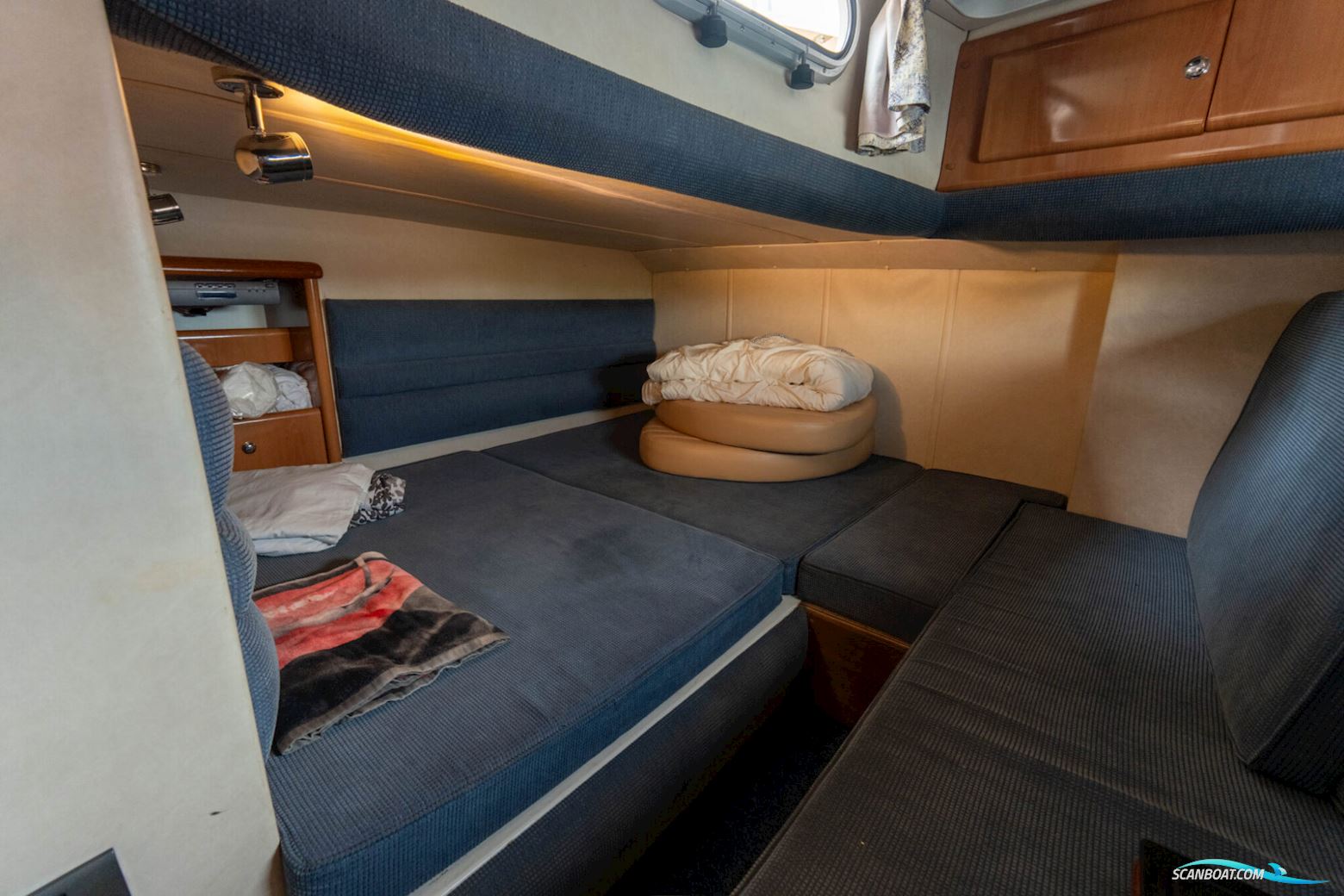 Sealine S37