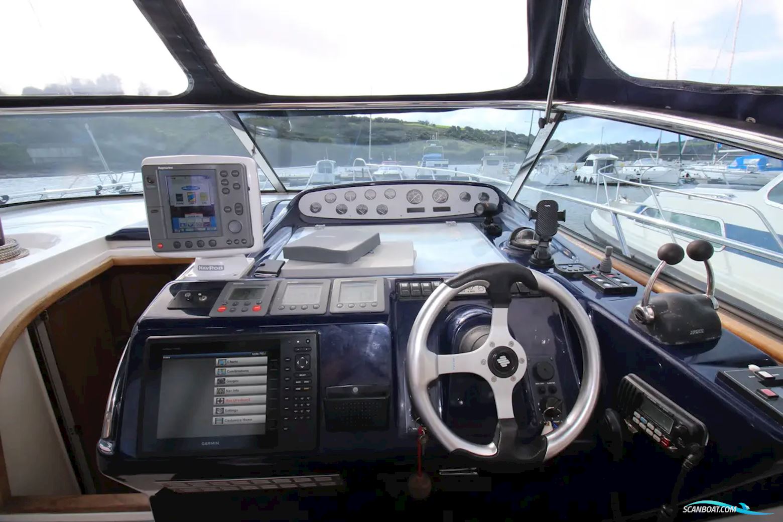 Sealine S37