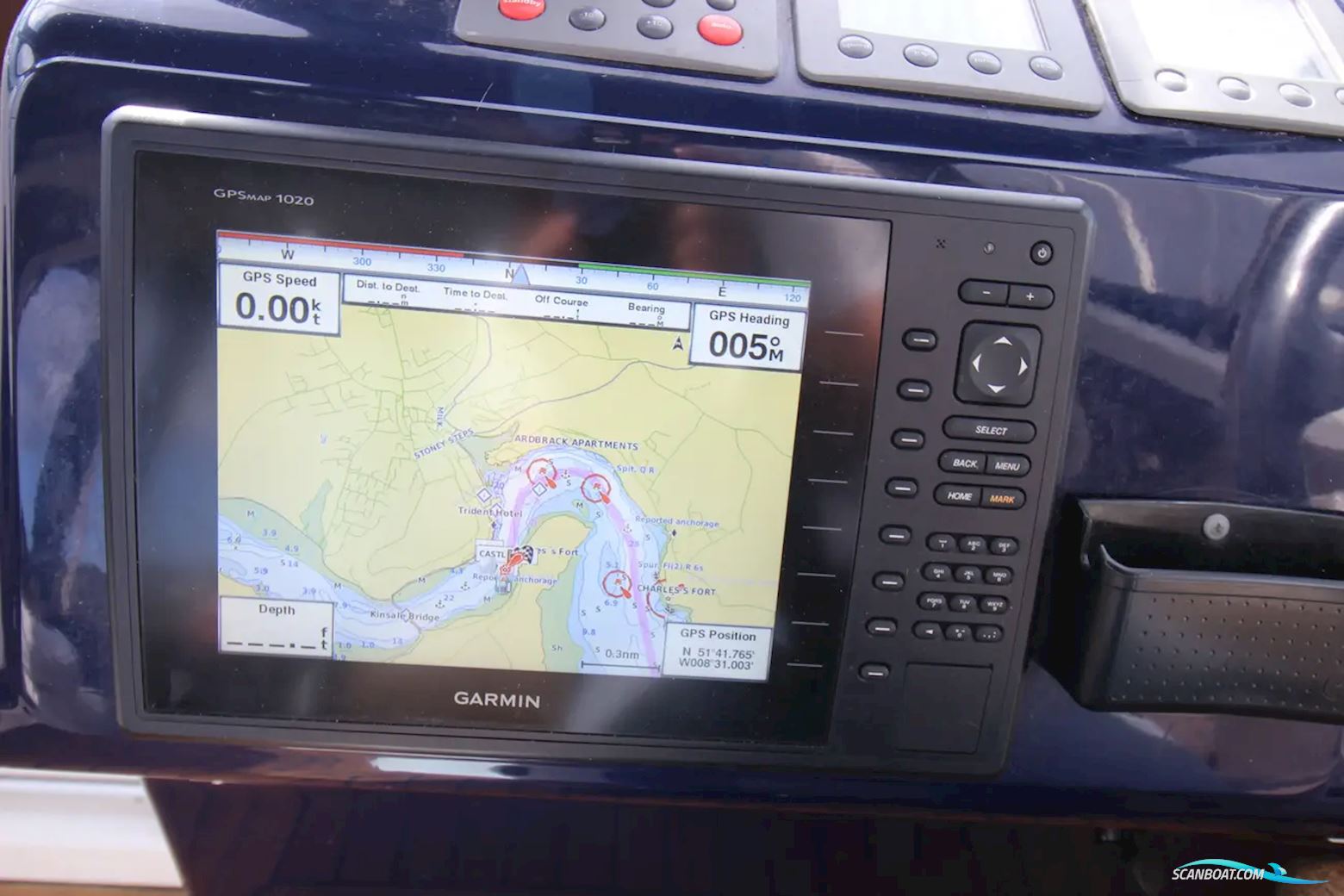 Sealine S37