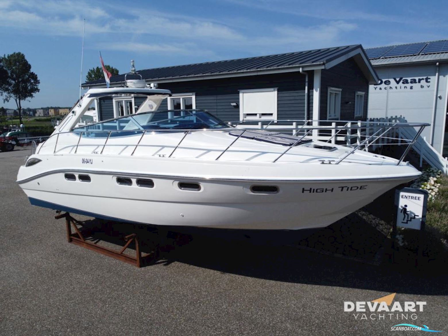 Sealine S41 Motorboat 2003, with Volvo Penta engine, The Netherlands