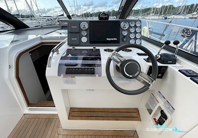 Sealine SC 35 Motorboat 2010, with Volvo Penta D4 - 260 engine, Finland