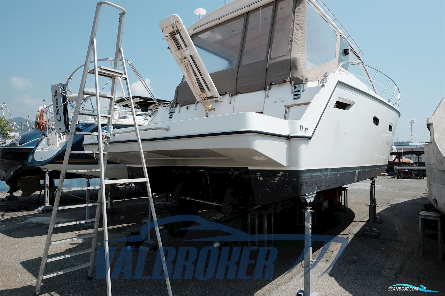 Sealine SC 35