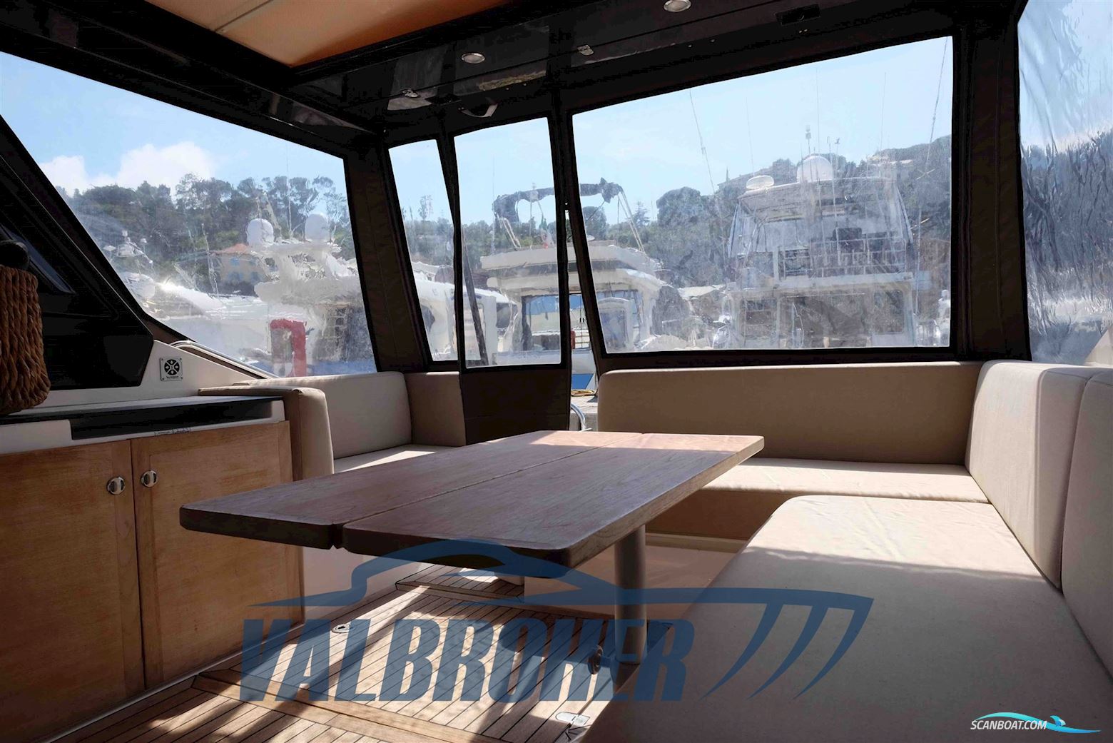 Sealine SC 35