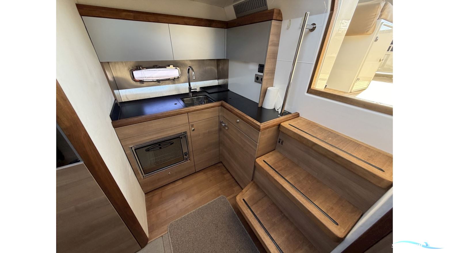 Sealine SC35