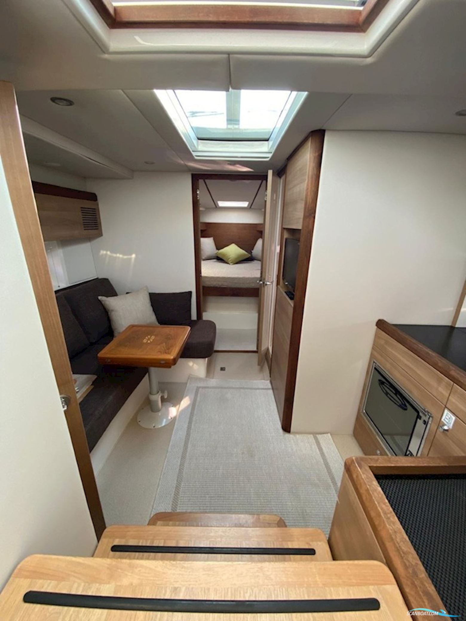 Sealine SC35