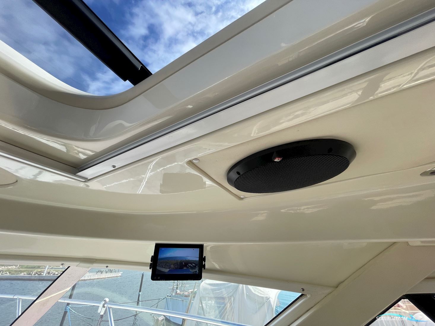 Sealine SC39
