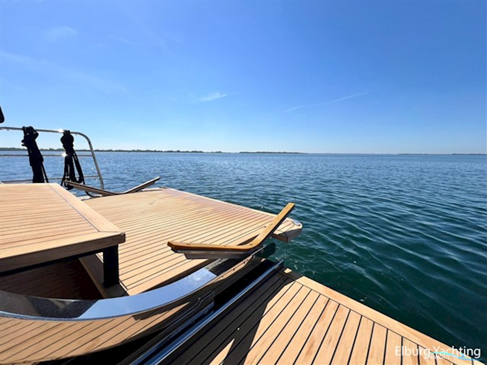Sealine SC42 Custom