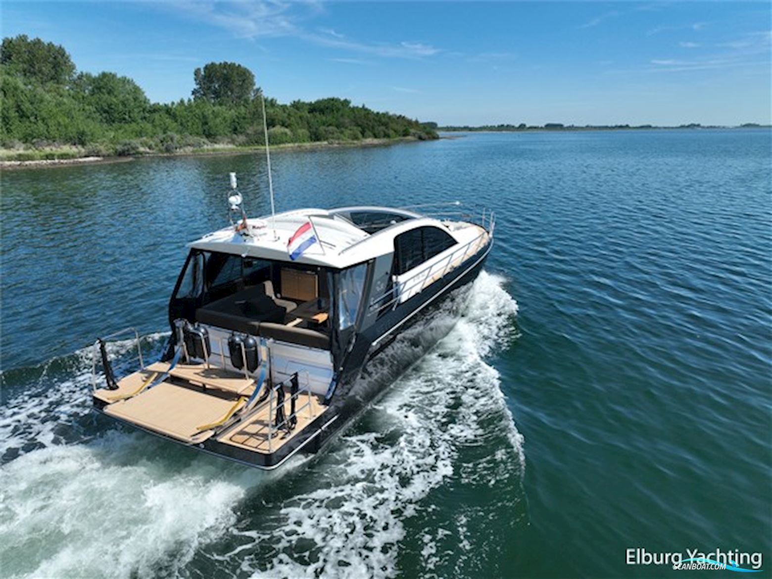 Sealine SC42 Custom