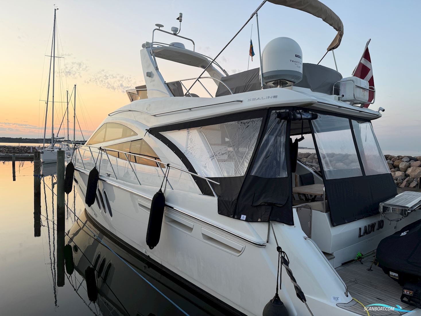 Sealine T 50