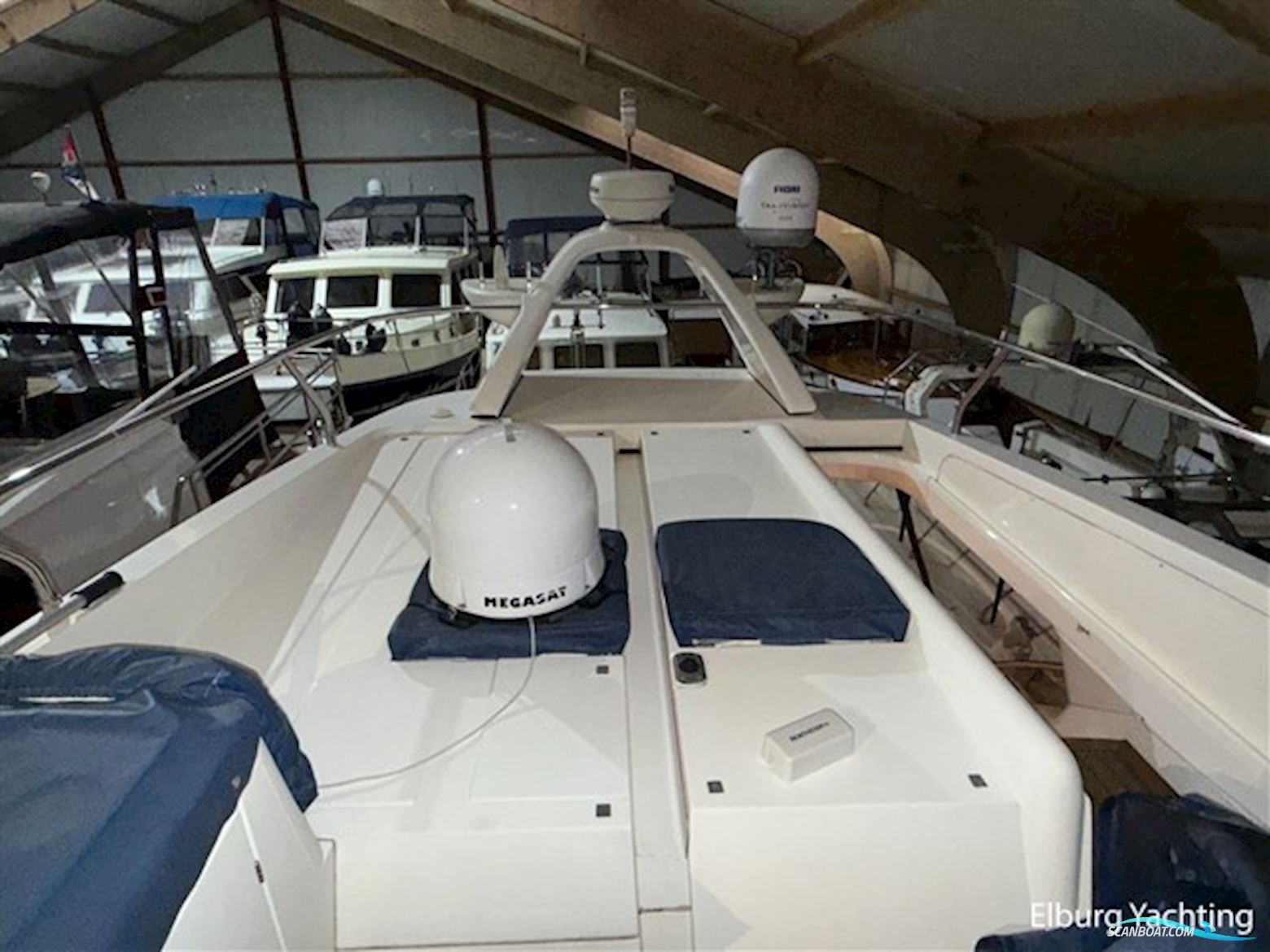 Sealine T47 