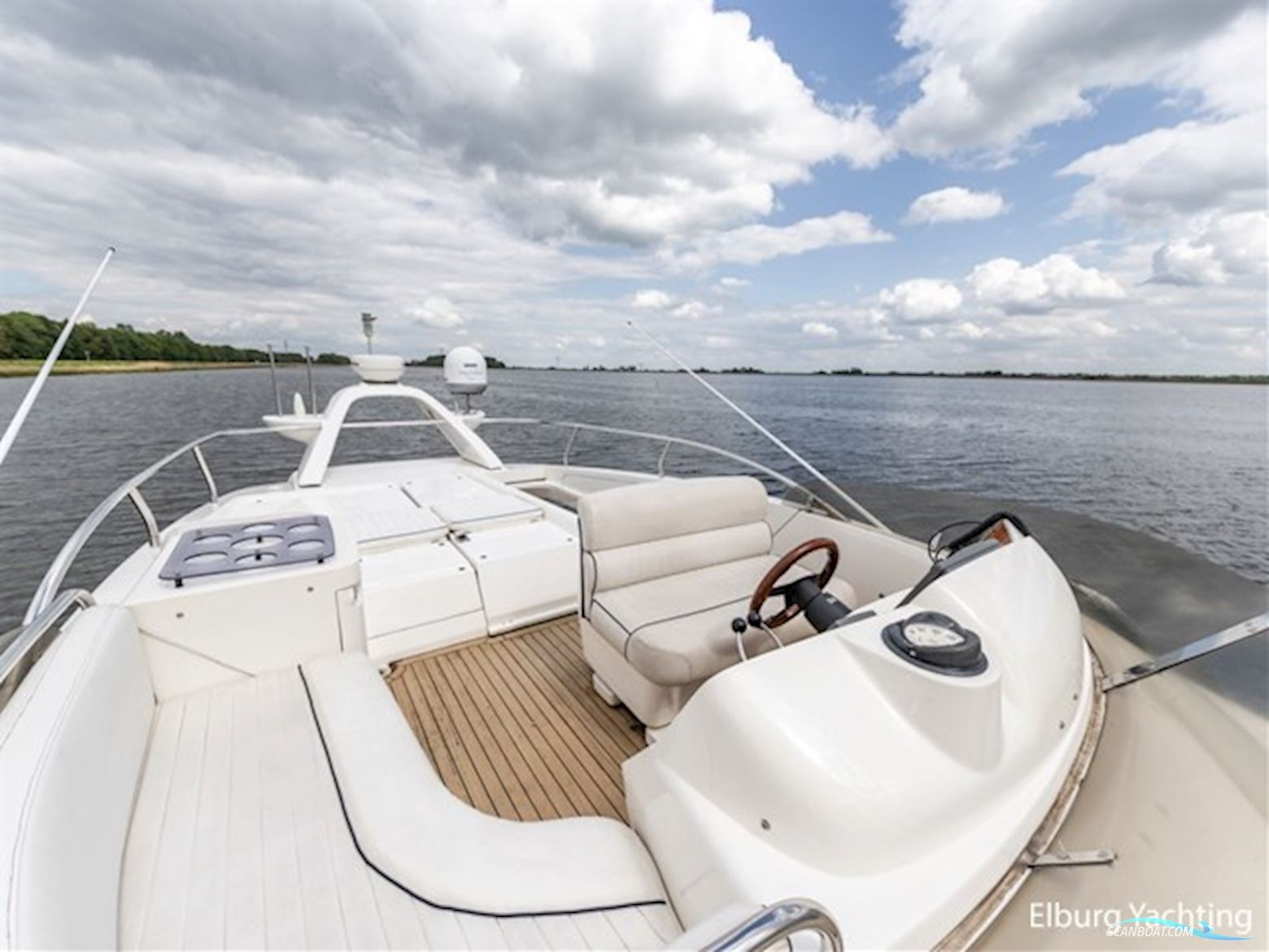 Sealine T47