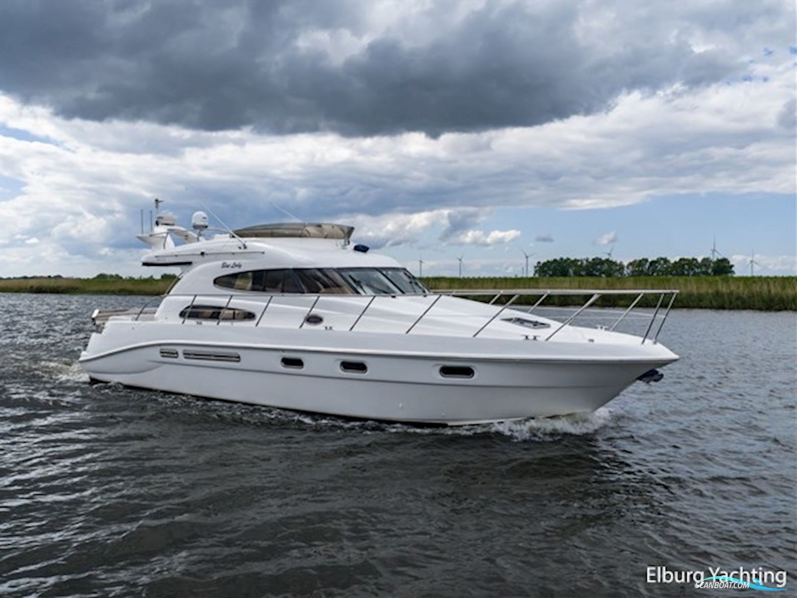 Sealine T47