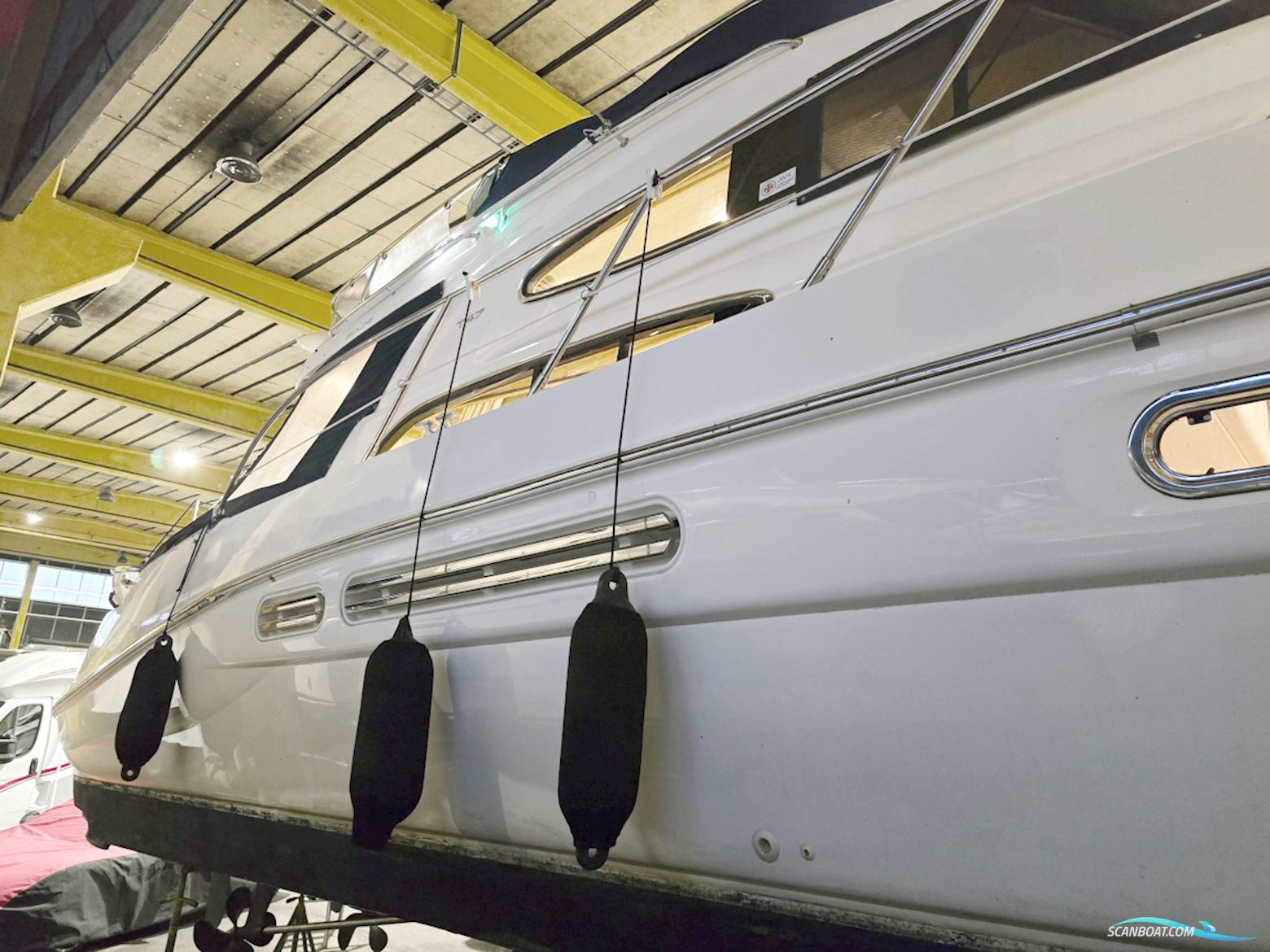 Sealine T47