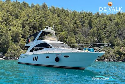 Sealine T50 Motorboat 2006, with Cummins engine, Greece