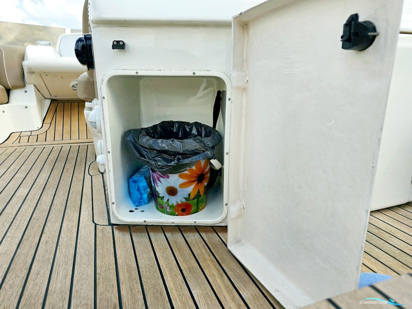 Sealine T51 Volvo Penta Tamd 122P Edc