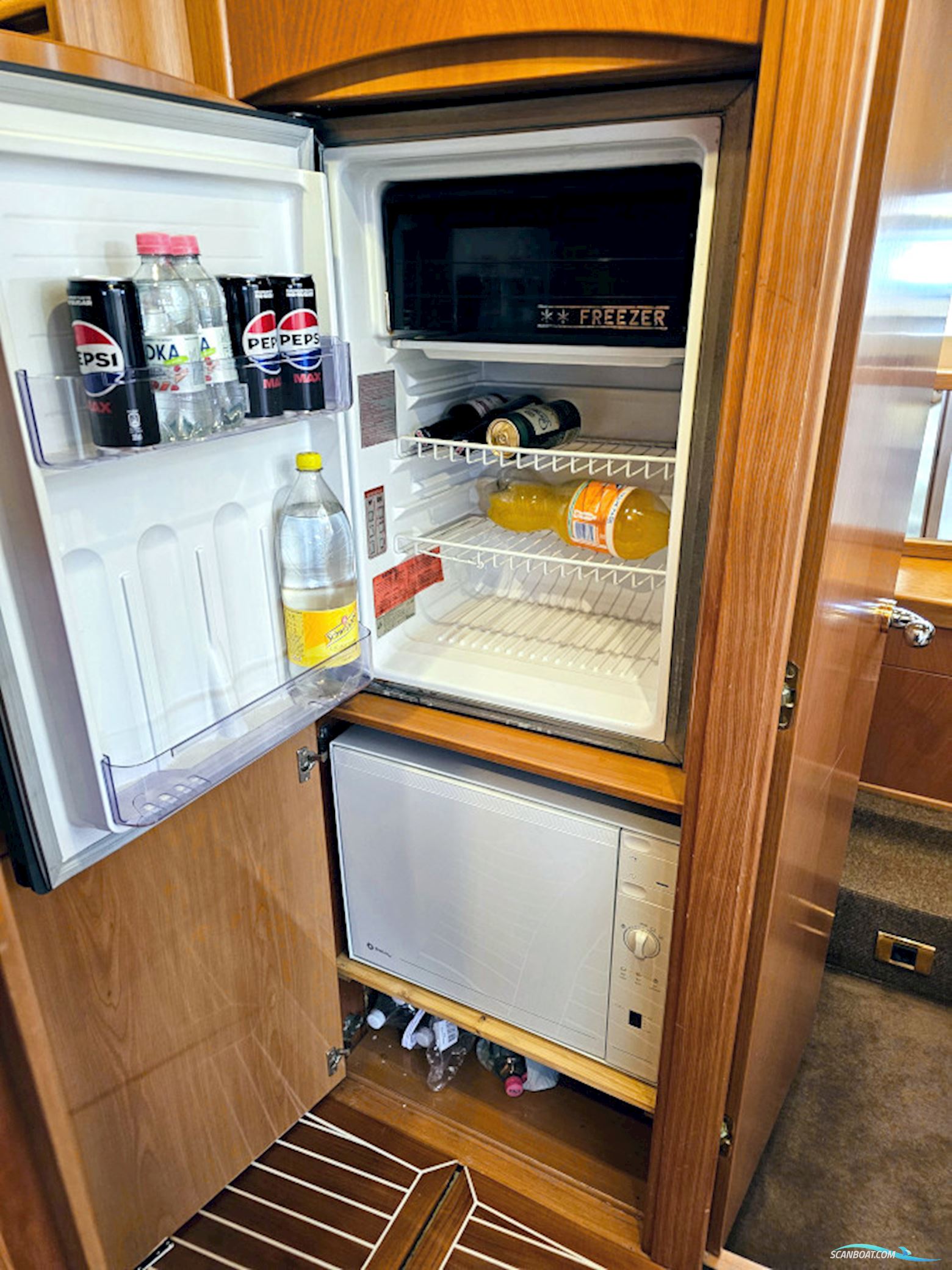 Sealine T51 Volvo Penta Tamd 122P Edc