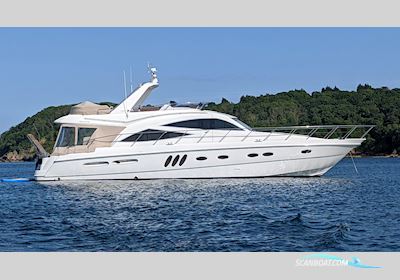 Sealine T60 Motorboat 2007, with Caterpillar C15 engine, Croatia