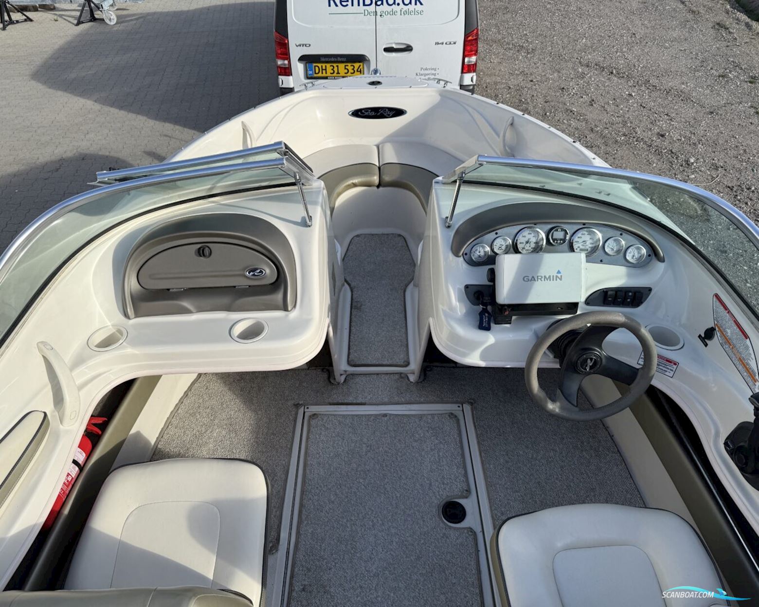 SeaRay 185