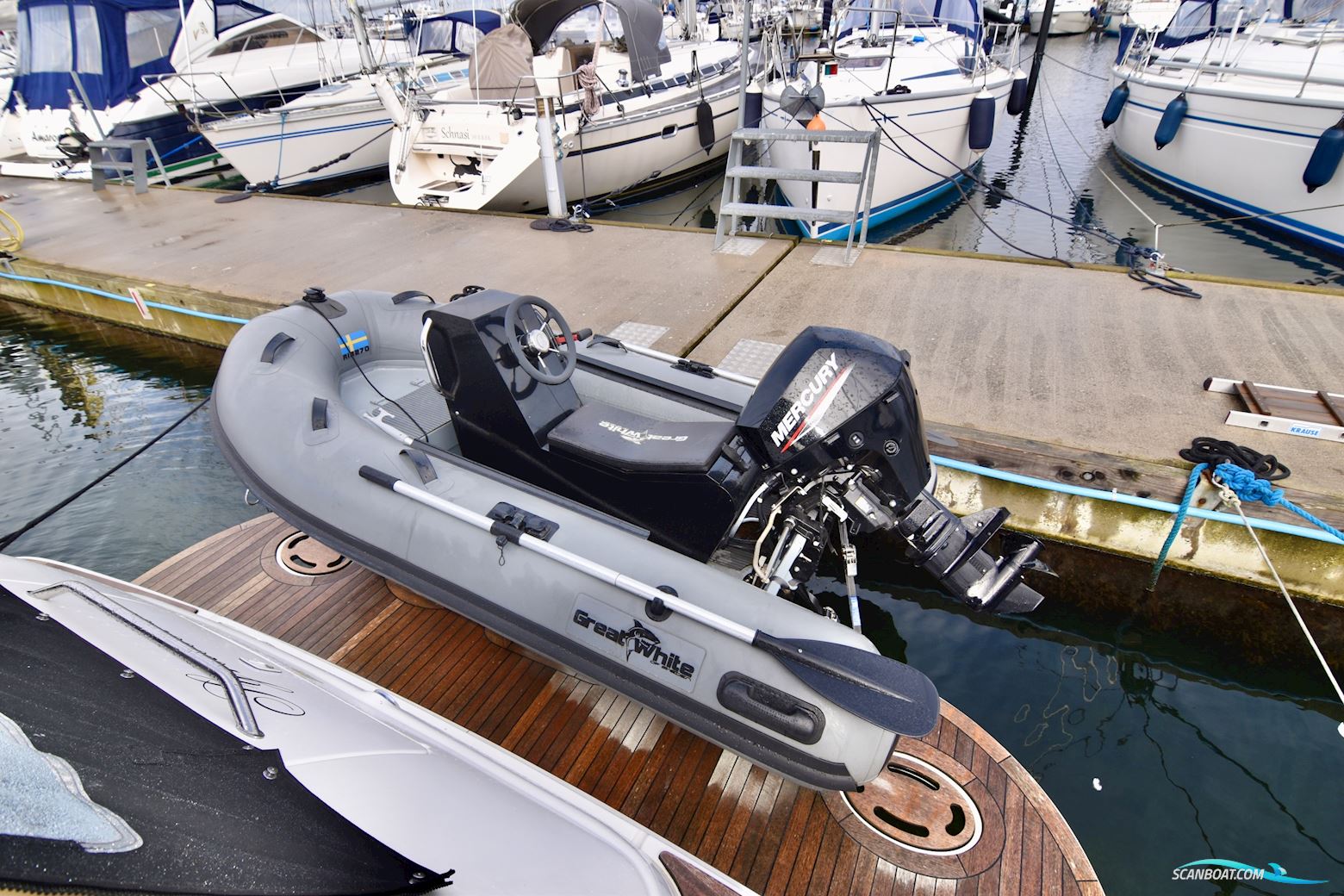 SeaRay 410 Sundancer