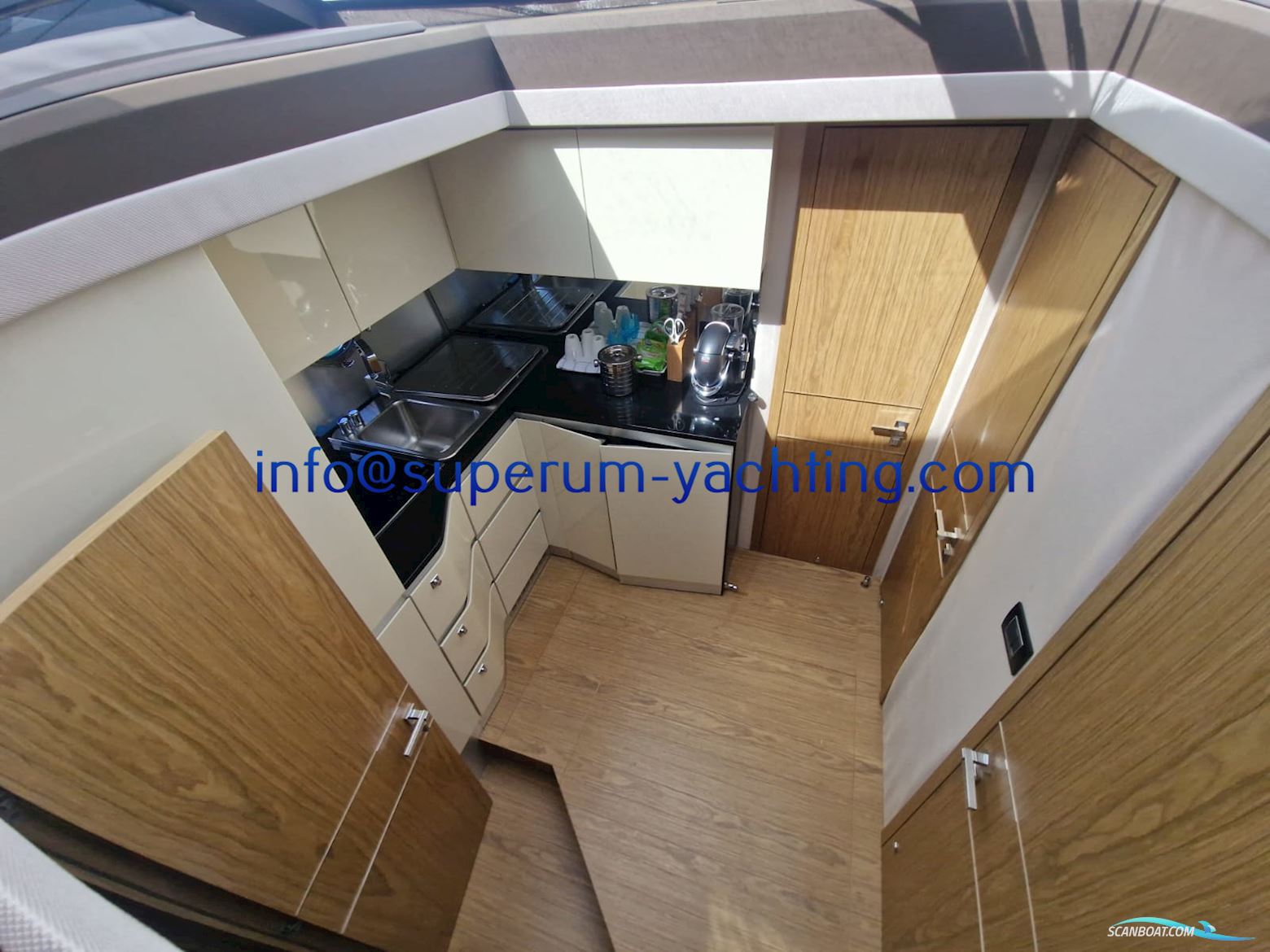 Sessa Marine F54 Fly